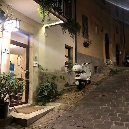 Hotel Umbria Perugia Bagian luar foto