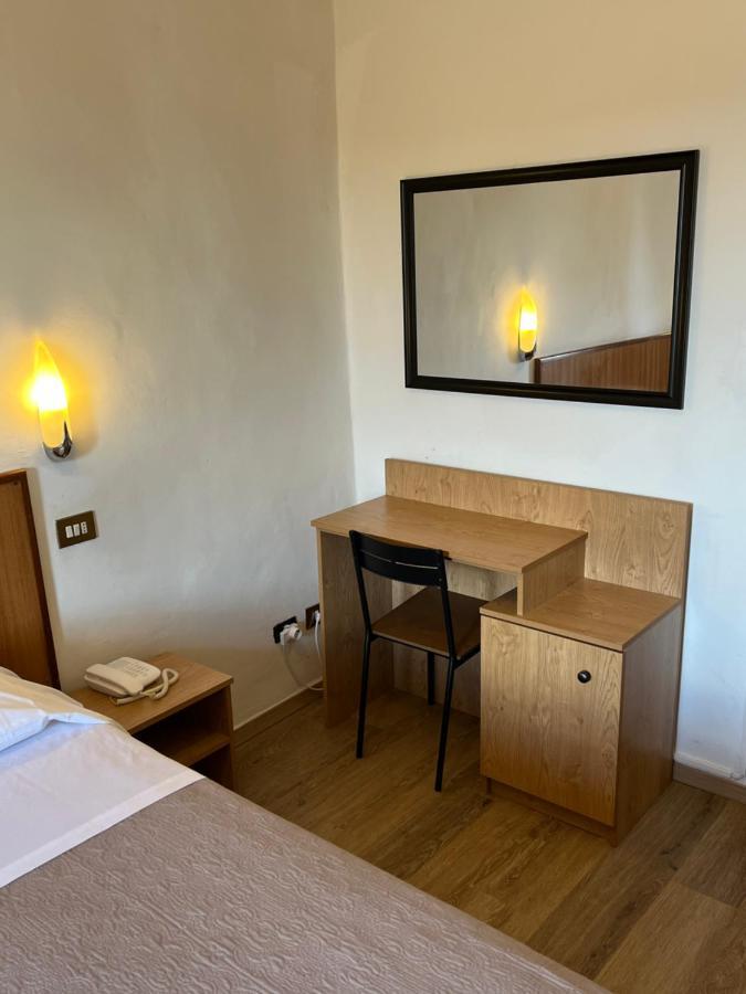 Hotel Umbria Perugia Bagian luar foto