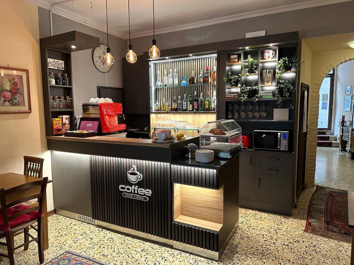 Hotel Umbria Perugia Bagian luar foto